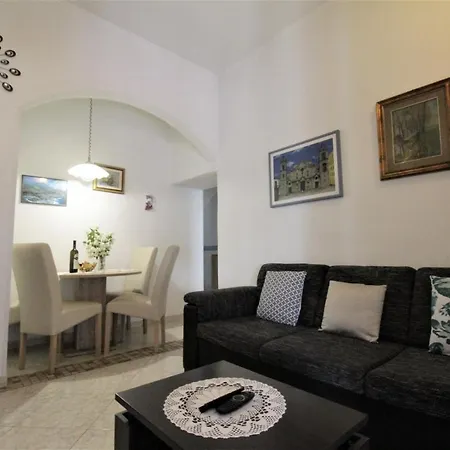 Apartment Sea Balcony